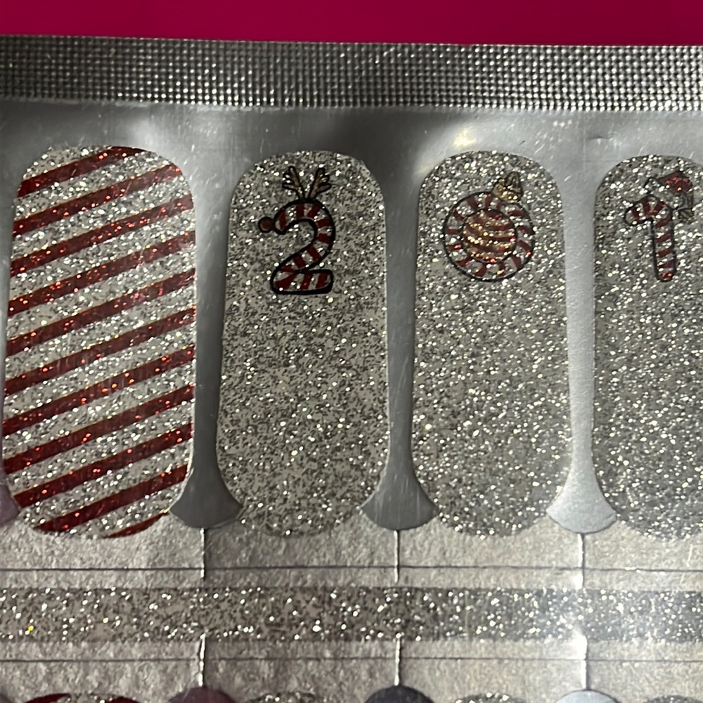 Christmas nail polish strips NEW 16 strips